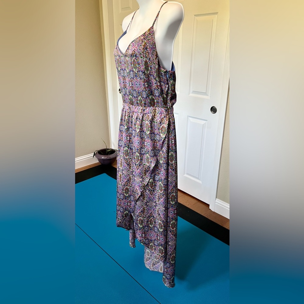 Light summer long flattering flowy dress